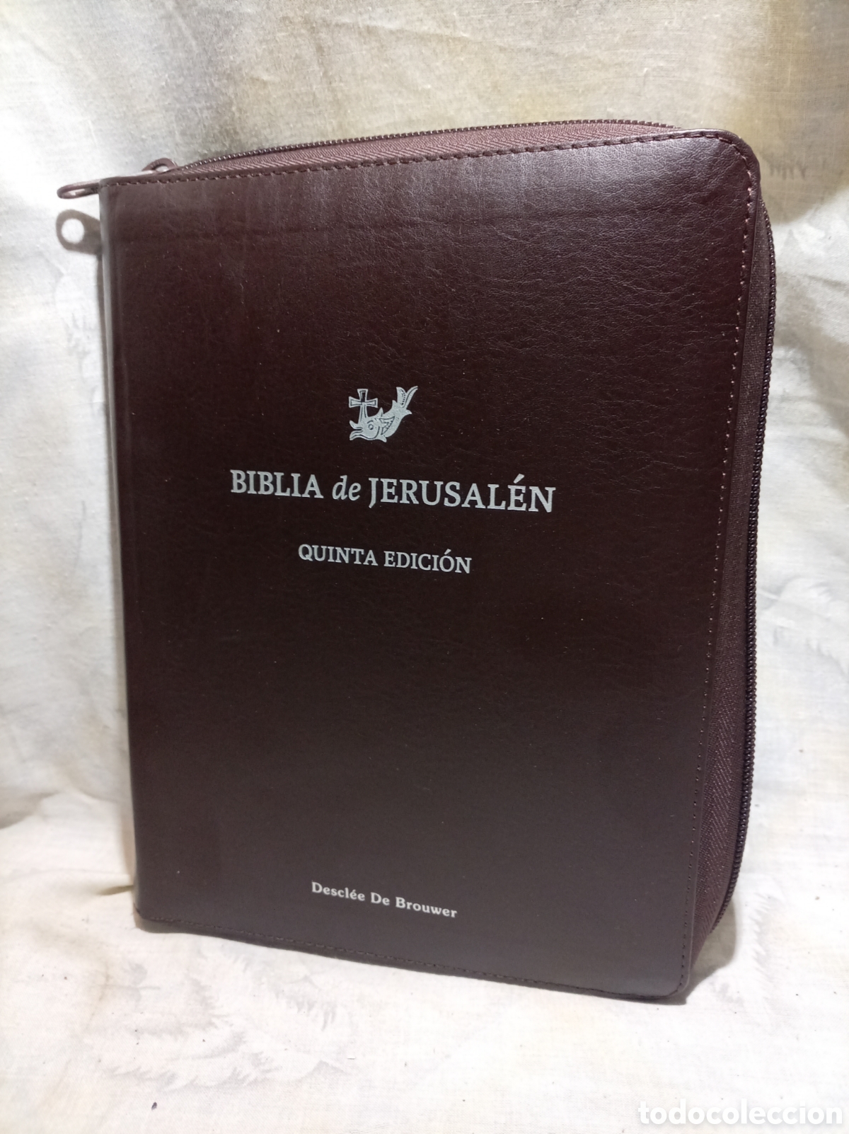 Gebrauchte B&uuml;cher: BIBLIA DE JERUSAL&Eacute;N, EDITORIAL DESCLE&Eacute; DE BROUWER, 5a EDICI&Oacute;N, CON FUNDA DE PIEL Y CREMALLERA nueva
