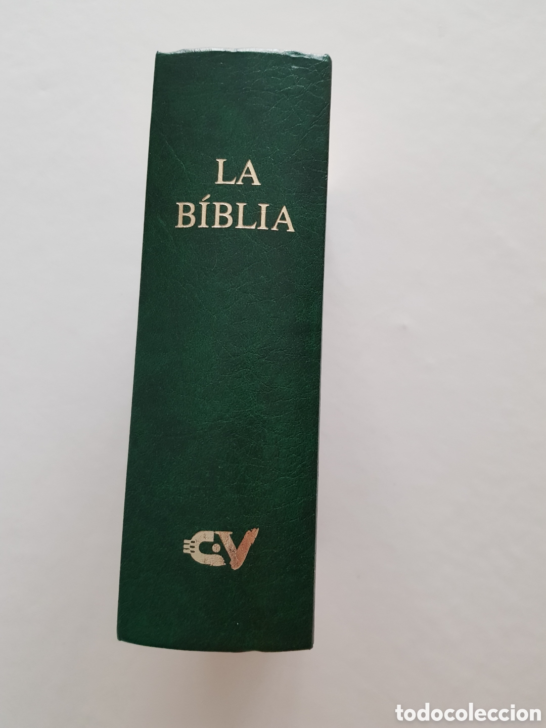 Libros de segunda mano: La B&iacute;blia. Versi&oacute; dels textos originals i notes pels Monjos de Montserrat. Editorial Casal i V