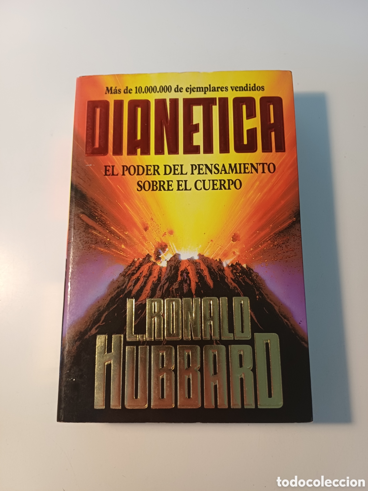 Libros de segunda mano: Dianetica el poder del pensamiento sobre el cuerpo Cientolog&iacute;a 1987