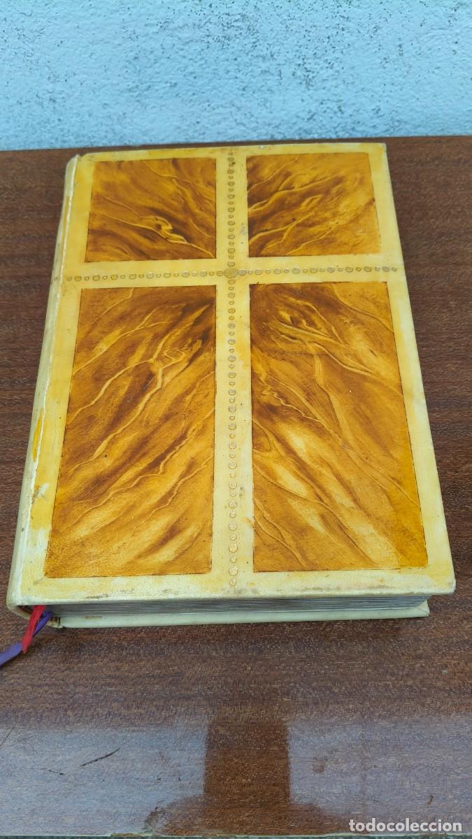 Libros de segunda mano: Bible artisanale de luxe &eacute;dition artisanale 1963 cuir et dorure