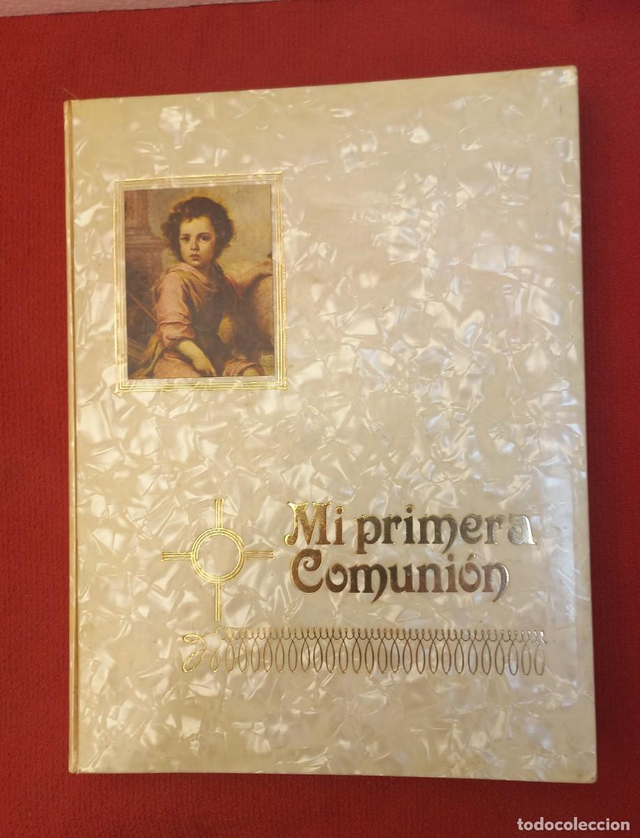 Libros de segunda mano: libro firmas Mi Primera Comunion - en nacar y bordes dorados - estampita ni&ntilde;o Jesus- Ed. Monar