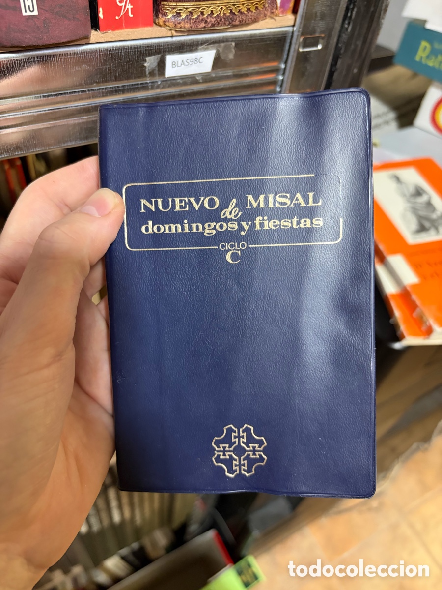 Libros de segunda mano: Blas98C NUEVO de MISAL domingos y fiestas 1970