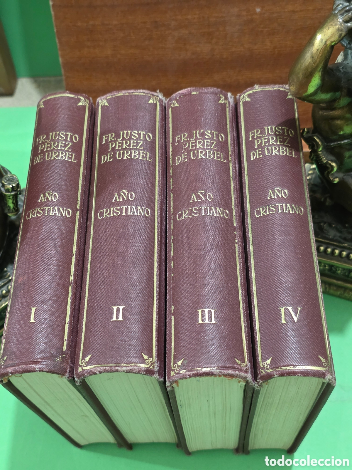 Libros de segunda mano: &rdquo;&rdquo;A&Ntilde;O CRISTIANO&rdquo;&rdquo;...FRAY JUSTO PEREZ DE URBEL, O.S B...EDICIONES FAX...1945...