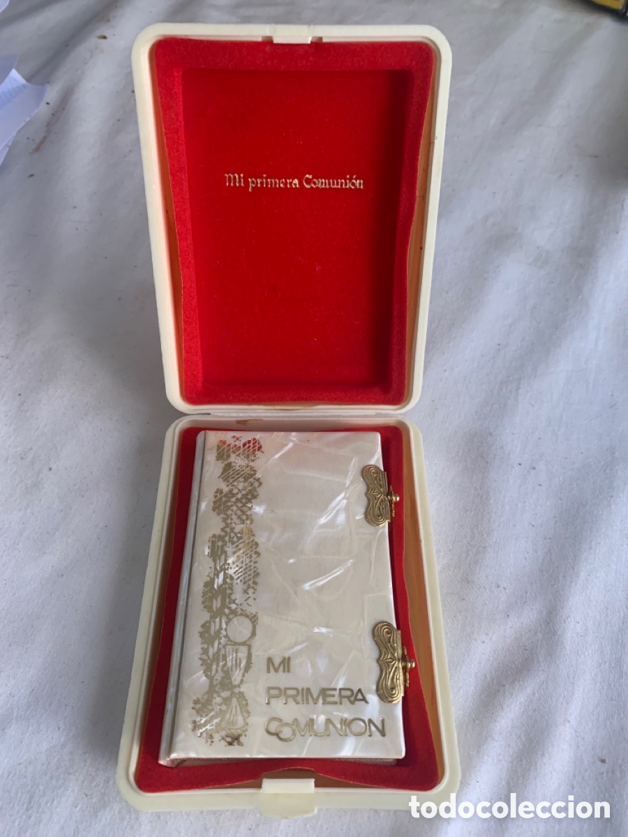 Libros de segunda mano: MISAL MI PRIMERA COMUNI&Oacute;N &ndash; 1977 &ndash; ESTUCHE ORIGINAL &ndash; CUBIERTA N&Aacute;CAR Y CIERRES