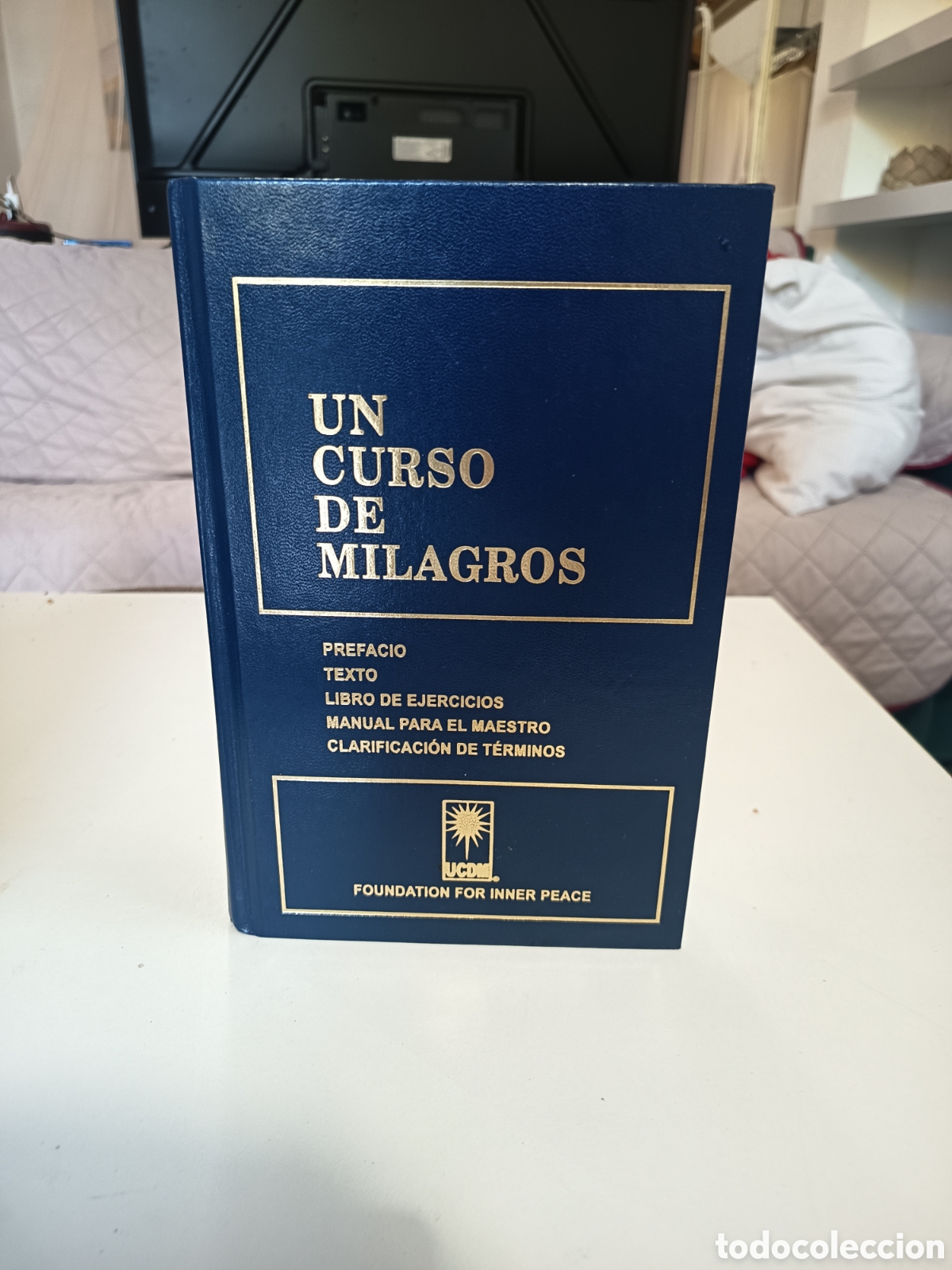 Libros de segunda mano: Un curso de milagros