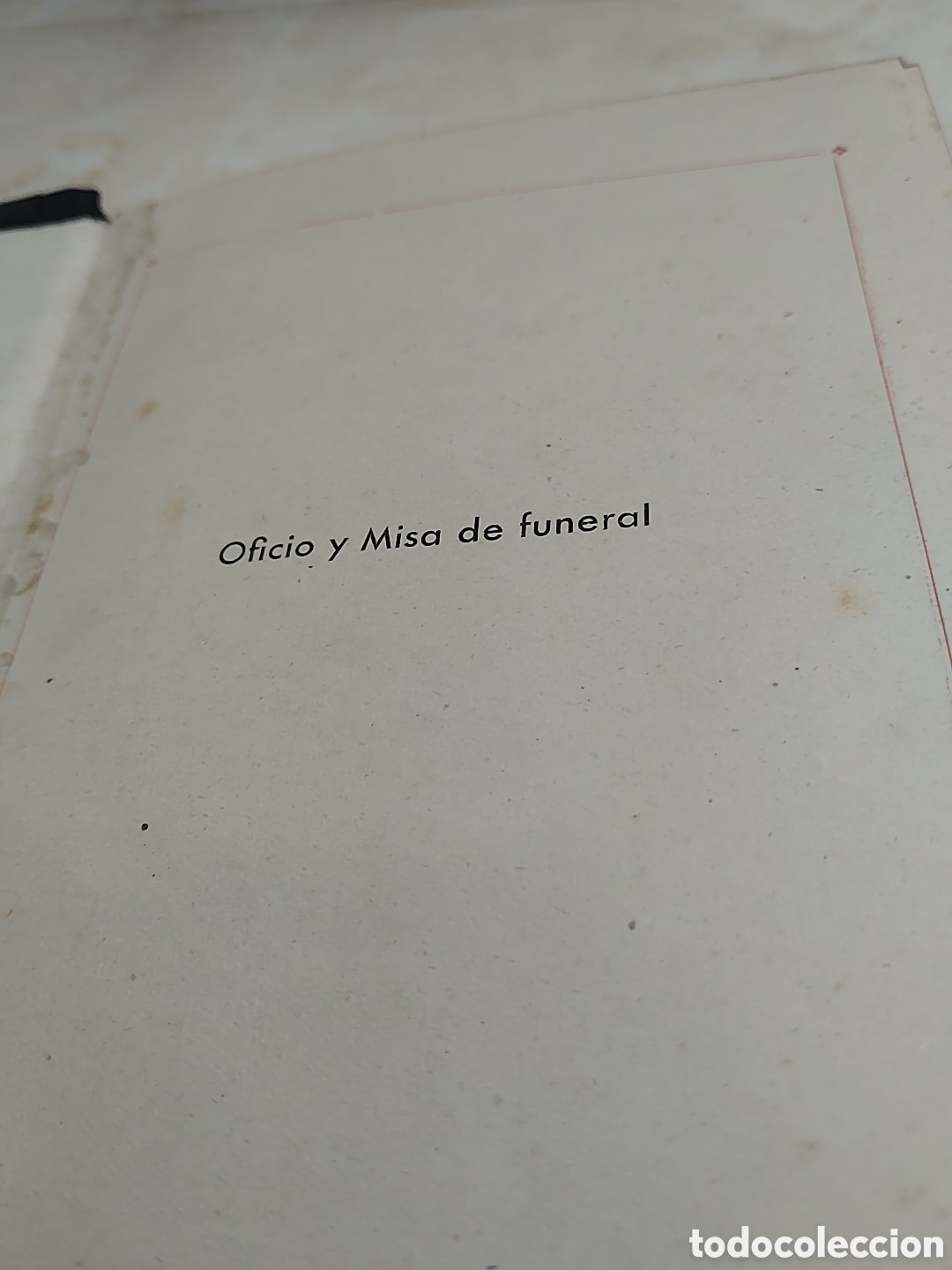 Libros de segunda mano: Oficio y misa de funeral. 1943. En lat&iacute;n y castellano.