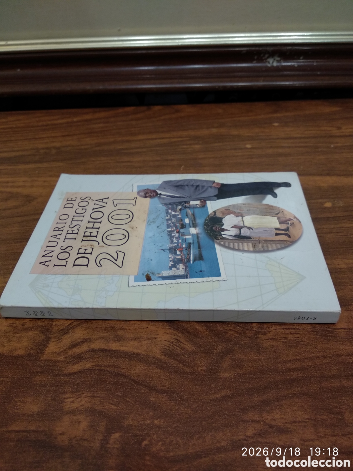 Libros de segunda mano: Anuario de los testigos de Jehov&aacute; 2001 - Foto 2