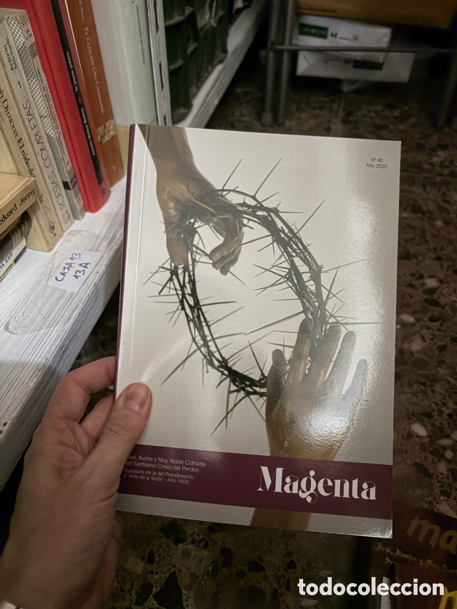 Libros de segunda mano: Caja13 Revista Magenta Murcia 40 2025 Cofrad&iacute;a Cristo del Perdon