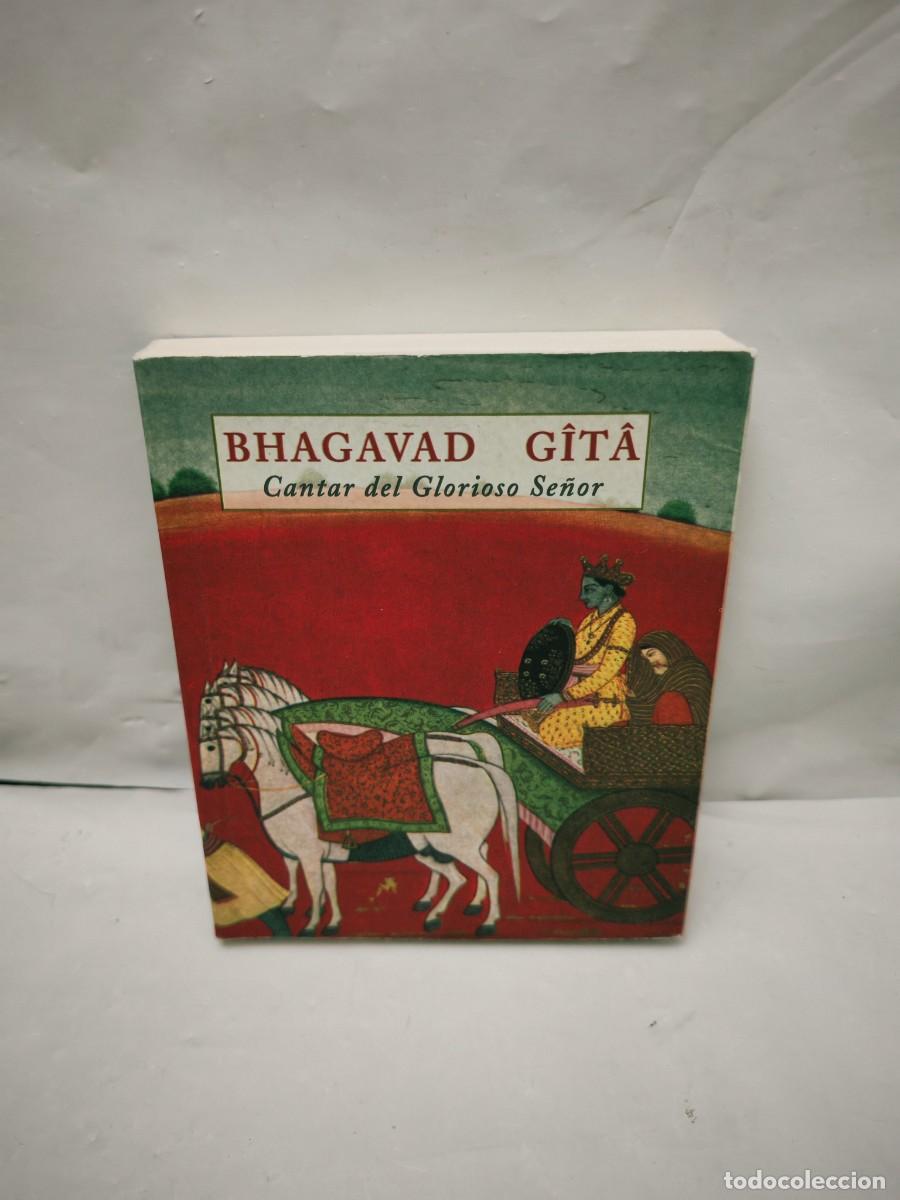 Libri di seconda mano: Bhagavad Gita: Cantar del Glorioso Se&ntilde;or (Primera edici&oacute;n. Jos&eacute; J. de Ola&ntilde;eta 2000)
