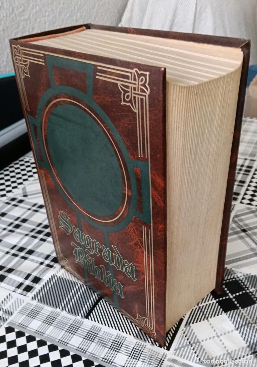 Libros de segunda mano: Sagrada Biblia (Editors, 1990) - Impecable 5&ordf; Edici&oacute;n. Gran Formato Tapa Dura Acolchada y Oro.