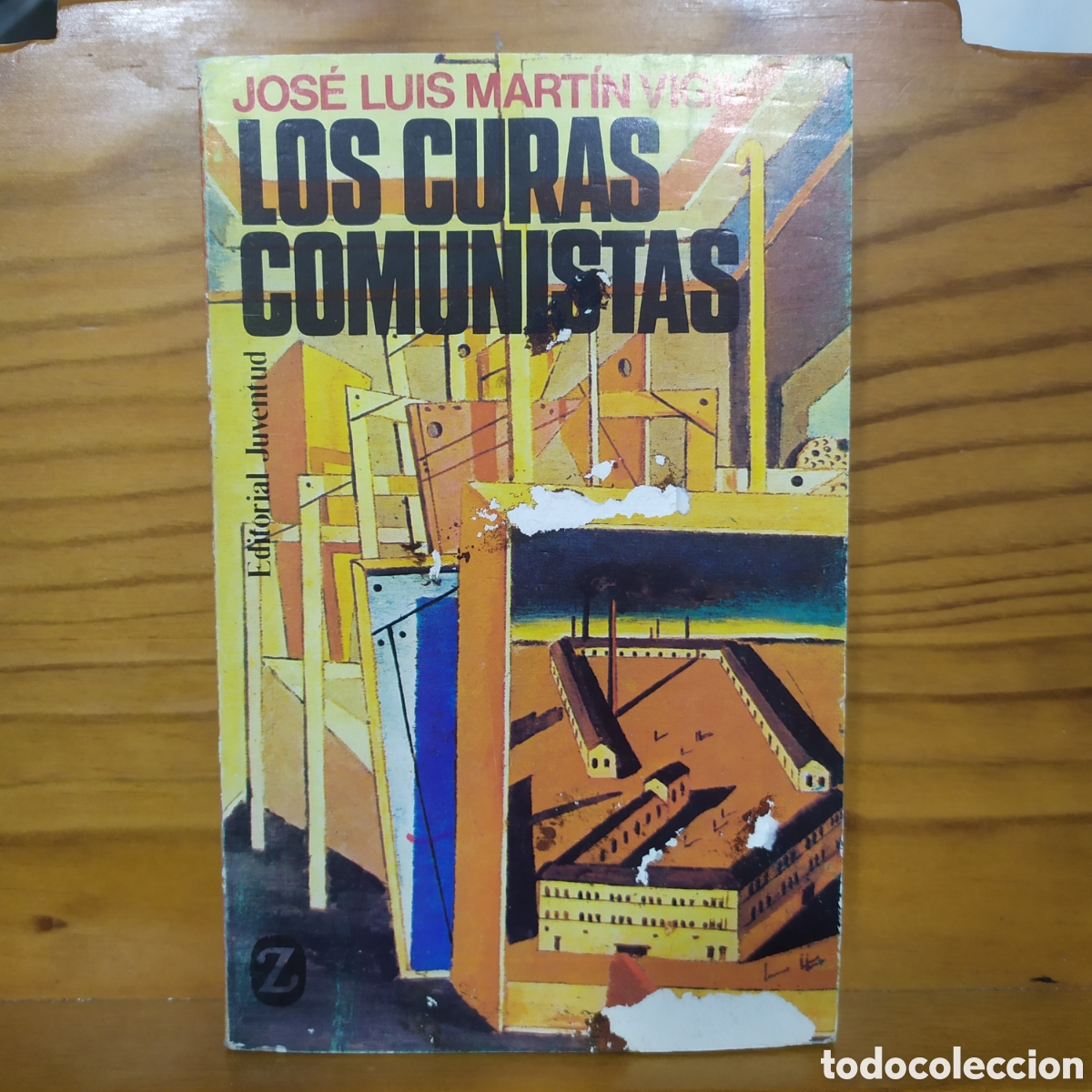 Libros de segunda mano: Los curas comunistas de Jos&eacute; Luis Mart&iacute;n Vigil, Colecci&oacute;n Libros de bolsillo Z de 1985. Peque&ntilde;o dete