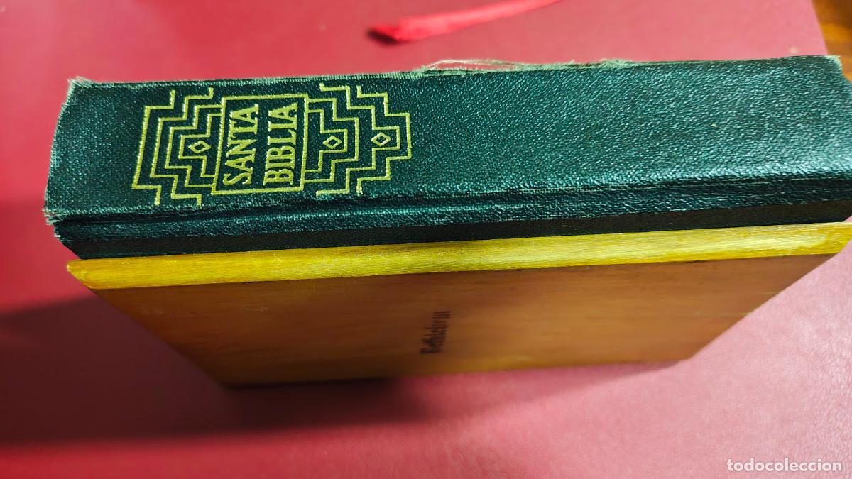 Libros de segunda mano: BIBLIA CON TAPAS DE MADERA - Foto 10