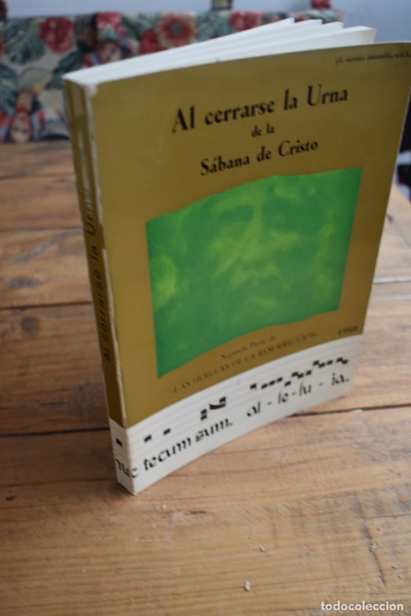 Gebrauchte B&uuml;cher: AL CERRARSE LA URNA DE CRISTO. Segunda parte de Las Huellas de la Resurrecci&oacute;n.
