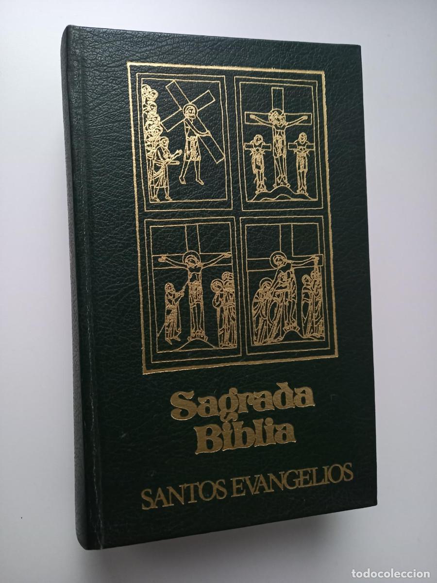 Libros de segunda mano: SAGRADA BIBLIA. SANTOS EVANGELIOS. UNIVERSIDAD DE NAVARRA