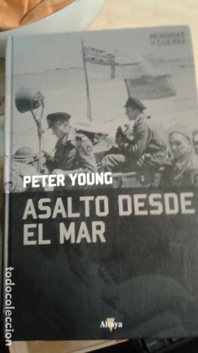 Libros de segunda mano: ASALTO DESDE EL MAR-PETER YOUNG - Foto 1