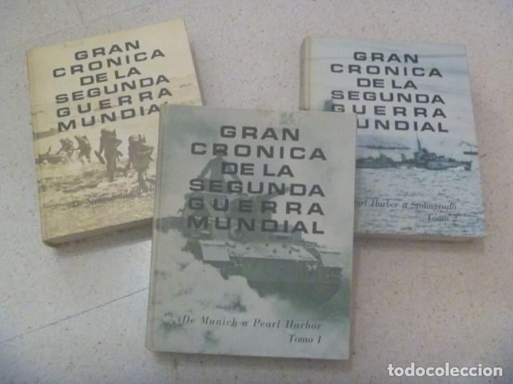 Libros de segunda mano: GRAN CRONICA DE LA SEGUNDA GUERRA MUNDIAL . READER&acute;S DIGEST. 2 &ordf; EDICION 1965 . 3 TOMOS DE LUJO