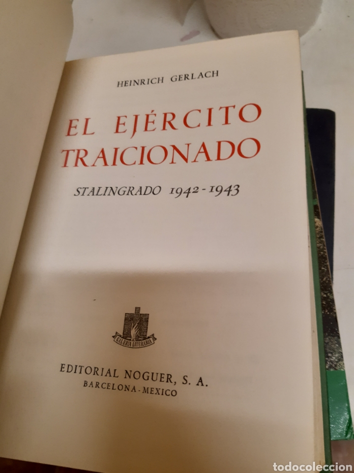 Libros de segunda mano: El ejercito traicionado - Foto 3