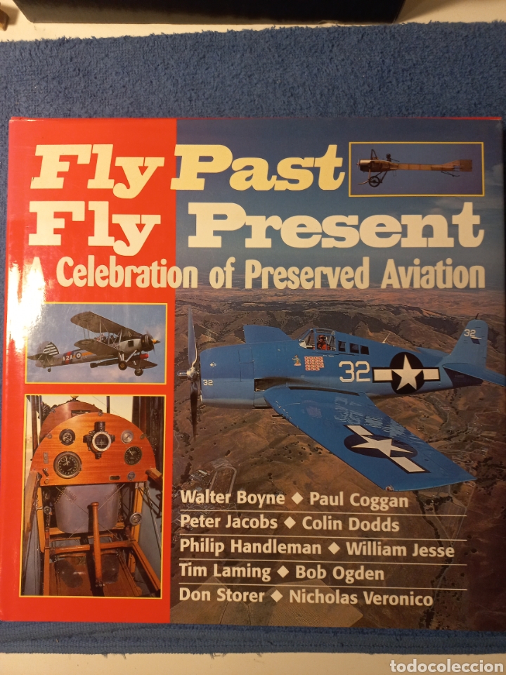Libros de segunda mano: Libro sobre la Evolucion del Avion de Combate en las Guerras - Foto 1