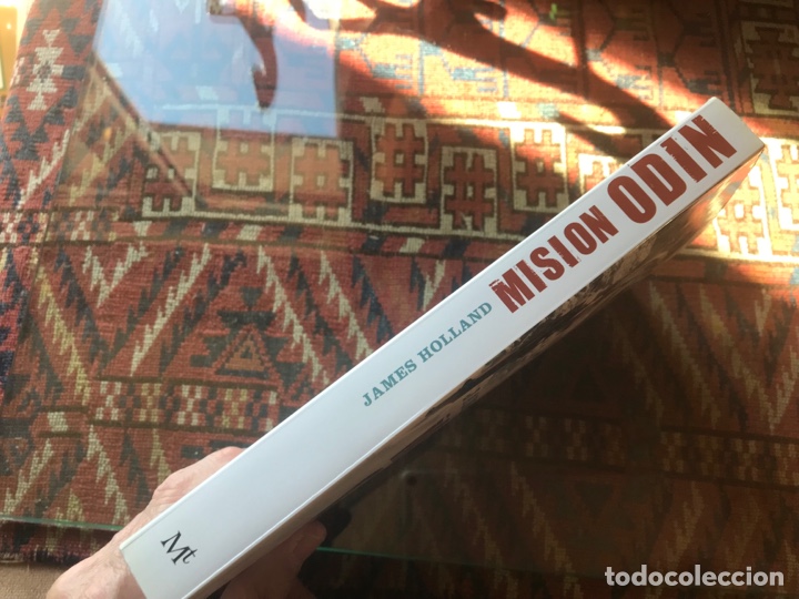 Libros de segunda mano: Misi&oacute;n Od&iacute;n. James Holland - Foto 2