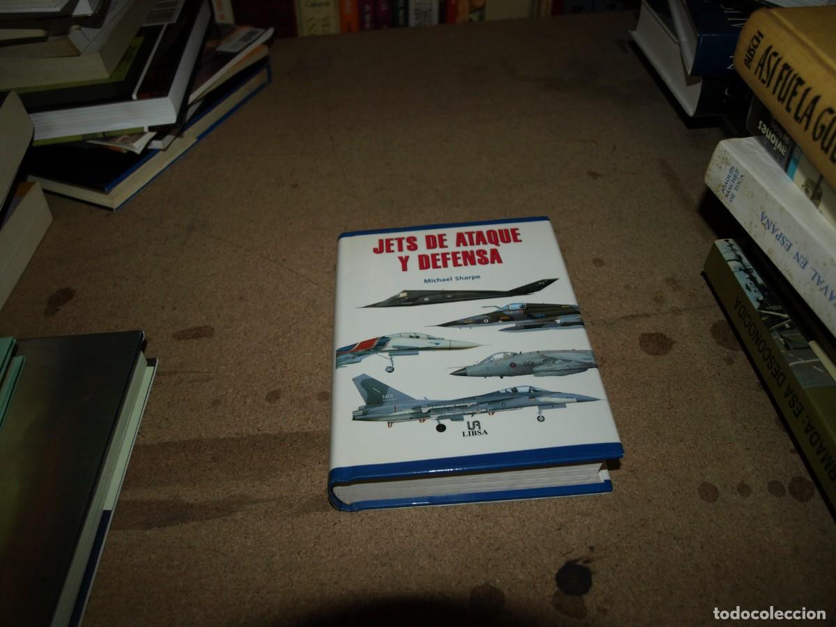 Libros de segunda mano: Michael Sharpe, Jets de ataque y defensa, LIBSA - Foto 1