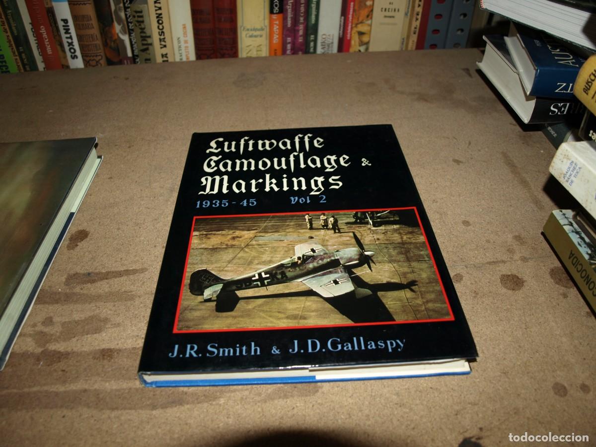 Libros de segunda mano: Luftwaffe camouflage markings 1935-1945 - Foto 1