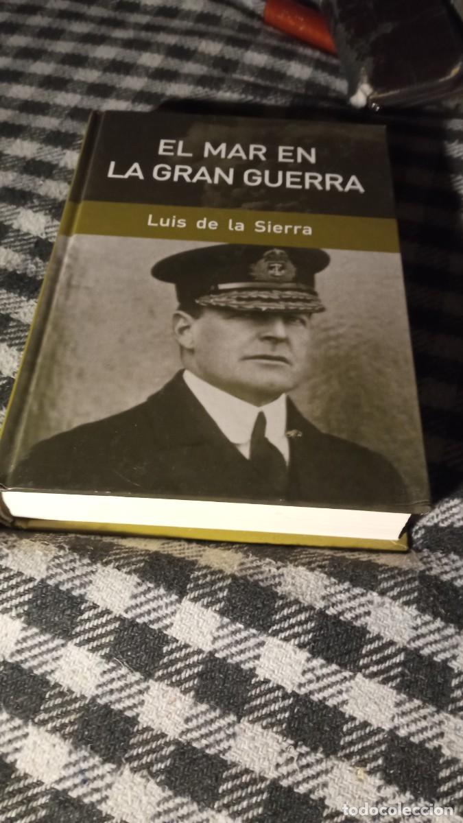 Libros de segunda mano: El mar en la gran guerra RBA 2007 - Foto 1