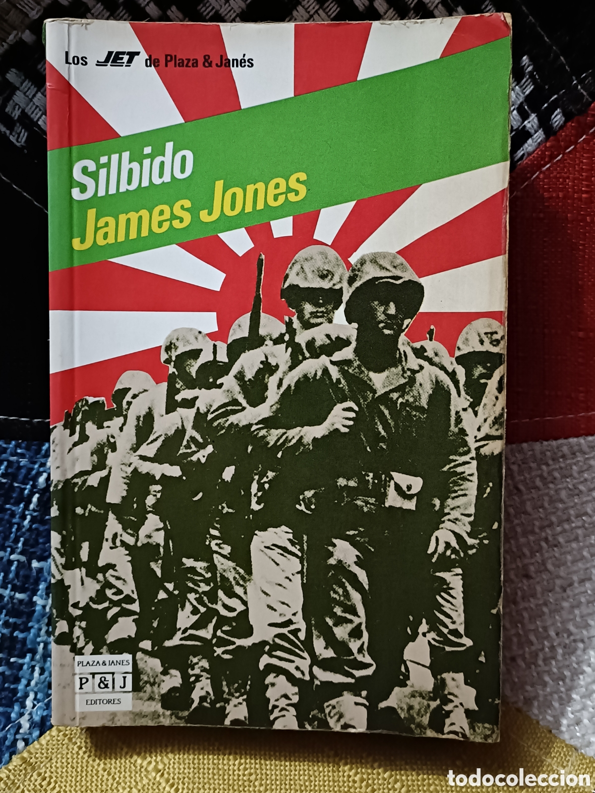 Libros de segunda mano: Libro Silbidos -James Jones- - Foto 1