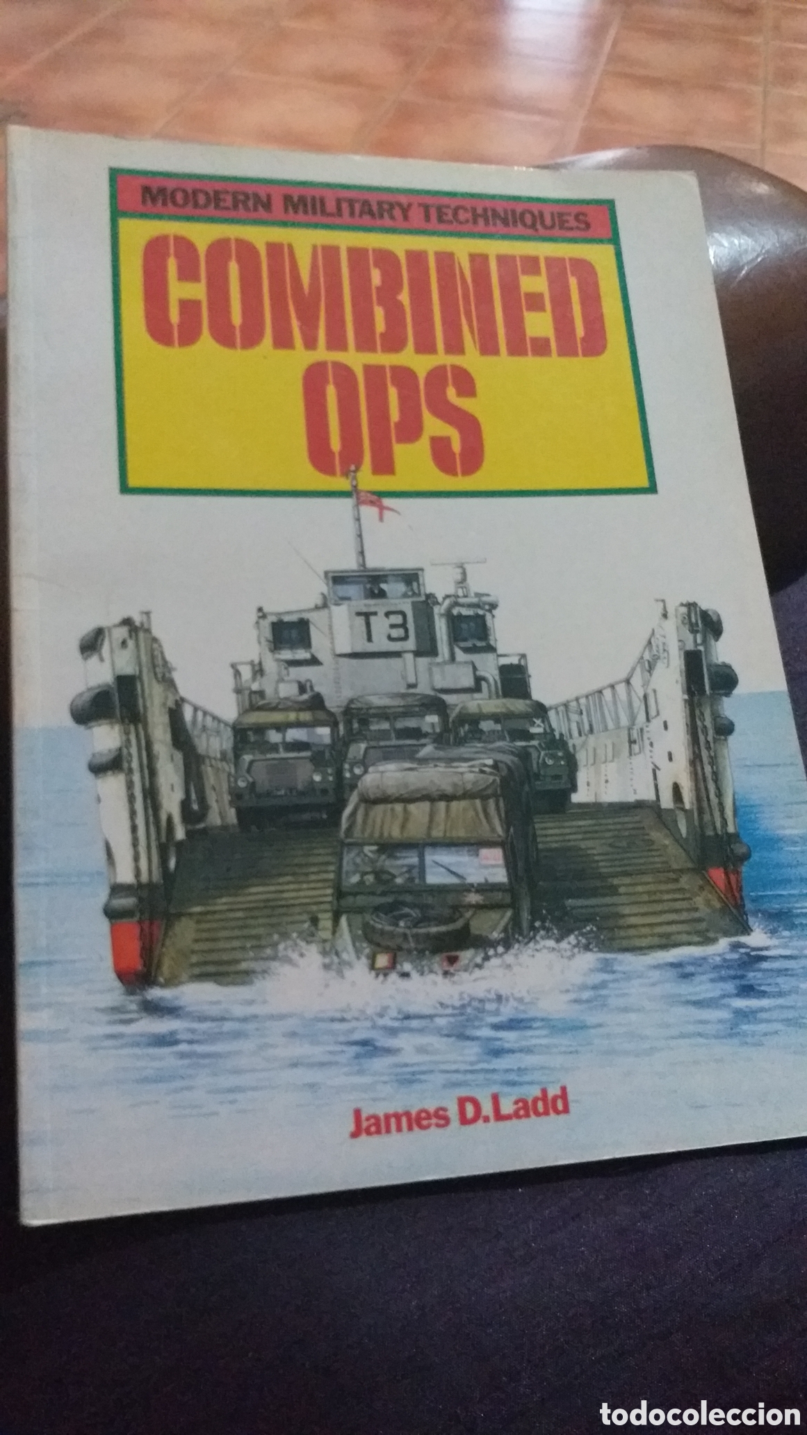 Libros de segunda mano: MODER MILITARY TECHNIQUES, COMBINED OPS - Foto 1
