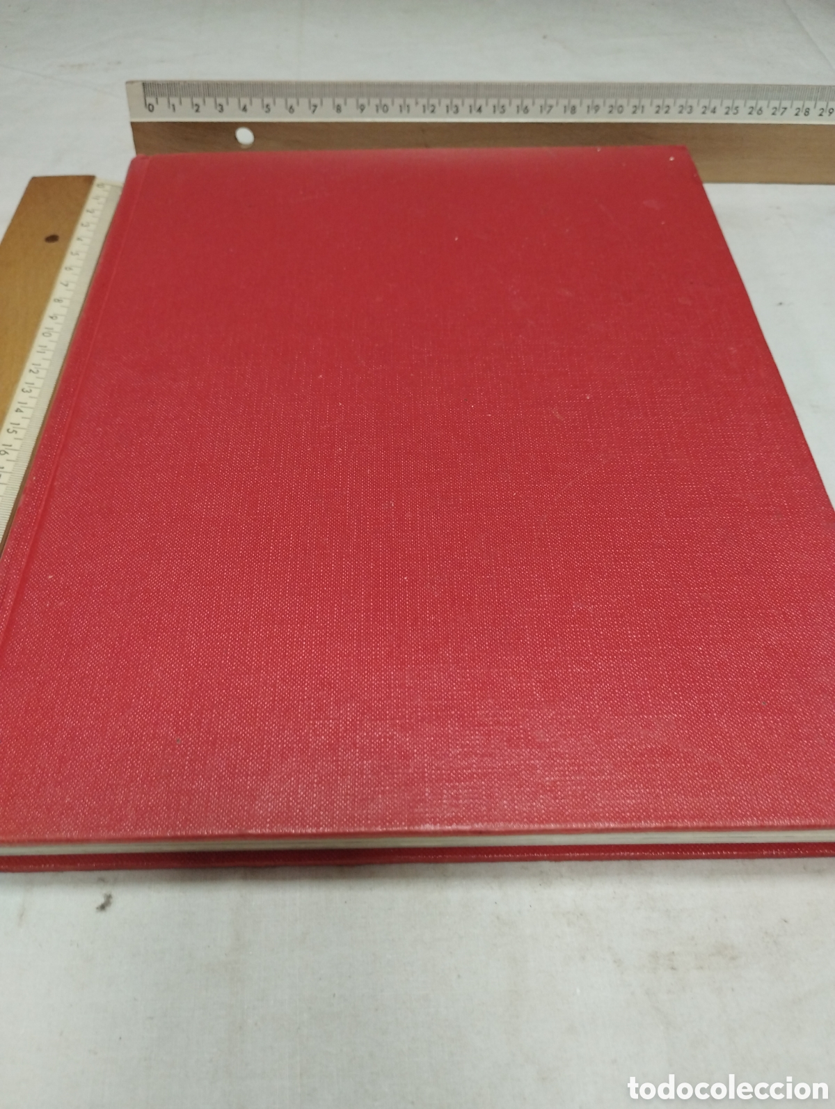 Libros de segunda mano: Word War II small arms. John Weeks, 1979 - Foto 1