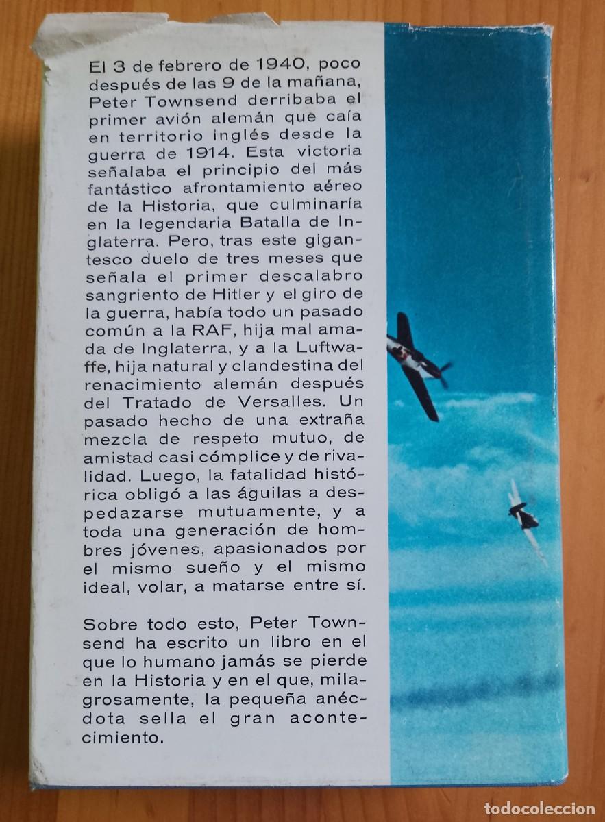 Libros de segunda mano: DUELO DE &Aacute;GUILAS - PETER TOWNSEND - Foto 2