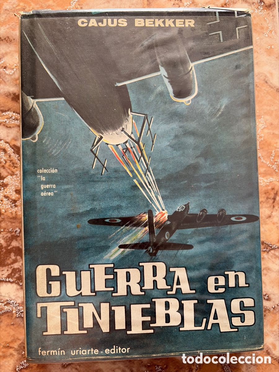 Libros de segunda mano: Guerra en tinieblas, de Cajus Bekker.