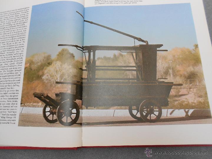 Libros de segunda mano: FIRE ENGINES FIREFIGHTERS. CAMIONES DE BOMBEROS - Foto 4