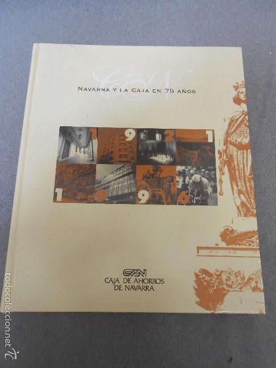 Libros de segunda mano: NAVARRA Y LA CAJA EN 75 A&Ntilde;OS - Foto 1