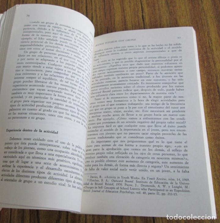 Libros de segunda mano: ACCI&Oacute;N TUTORIAL CON GRUPOS - Por Leslie Button - Ciencias de la educaci&oacute;n - Foto 4