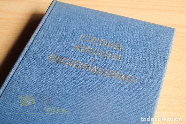 Libros de segunda mano: Ciudad, regi&oacute;n y regionalismo - Robert E. Dickinson - 1961 - Foto 1