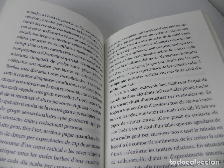 Libros de segunda mano: EL REGAL DE LA COMUNICACI&Oacute; (SEBASTIA SERRANO) ARA LLBRES-2005 - Foto 3