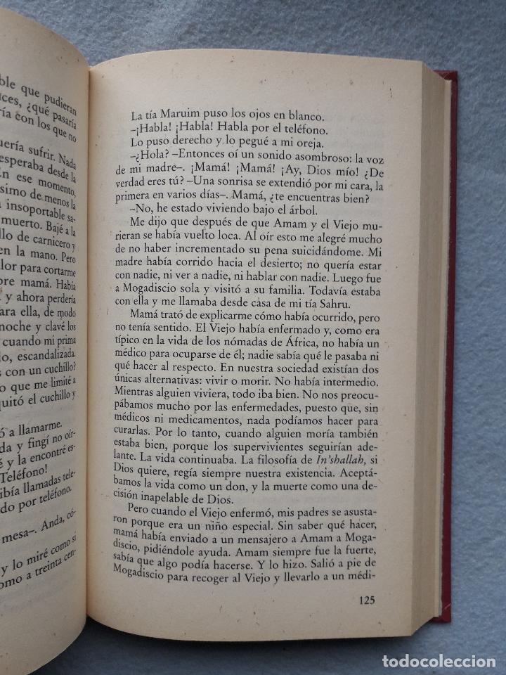 Libros de segunda mano: Flor del Desierto. Waris Dirire. - Foto 3