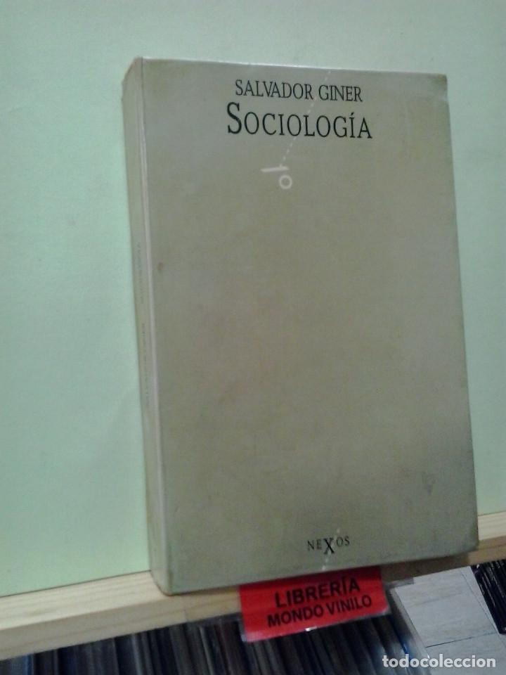 Libros de segunda mano: Sociolog&iacute;a. Salvador Giner - Foto 1