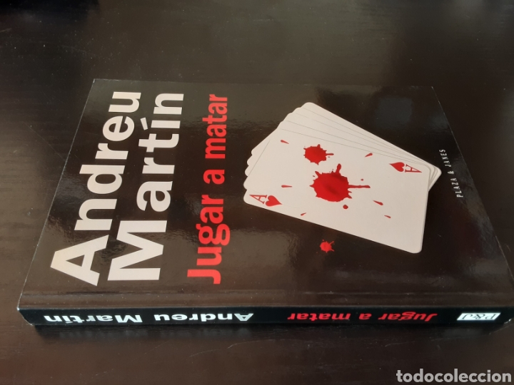 Libros de segunda mano: Jugar a matar. Andreu Mart&iacute;n - Foto 2