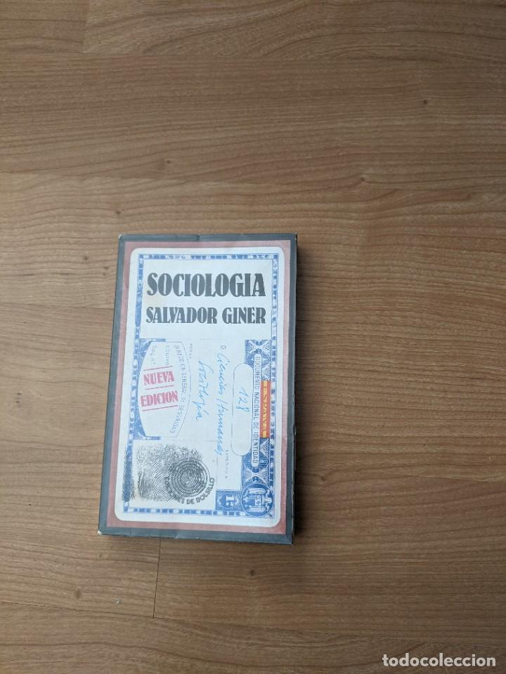 Libros de segunda mano: SOCIOLOG&Iacute;A. SALVADOR GINER - Foto 1