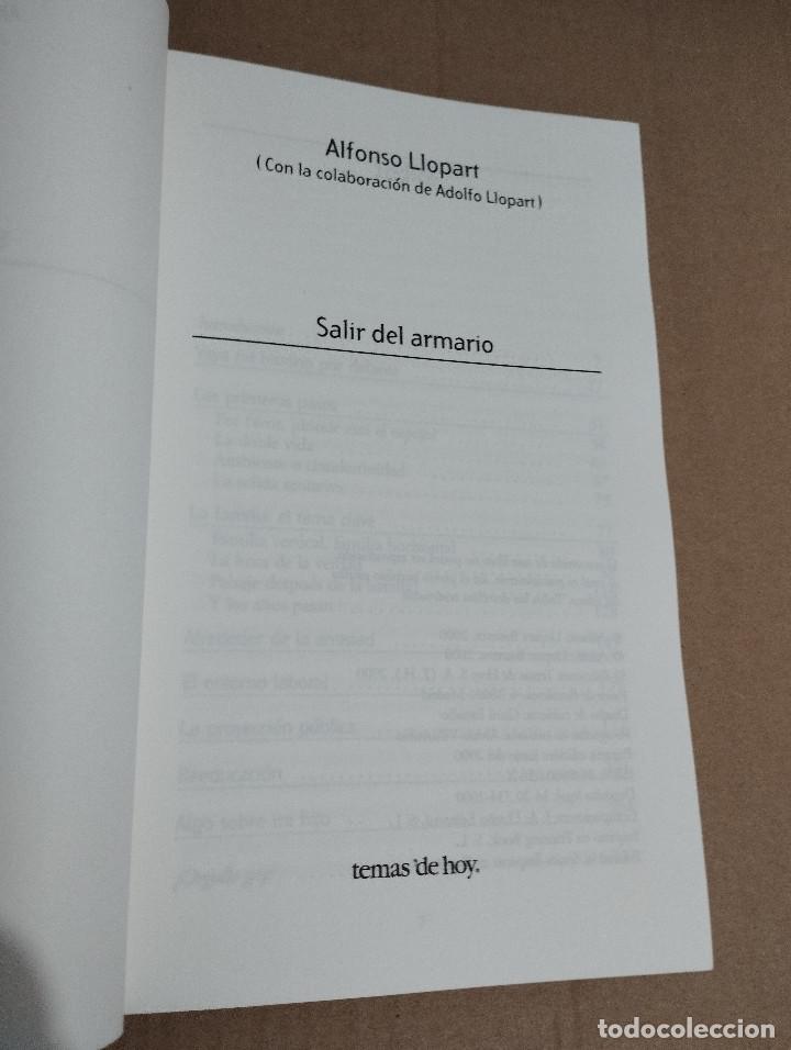 Libros de segunda mano: SALIR DEL ARMARIO (ALFONSO LLOPART) - Foto 2