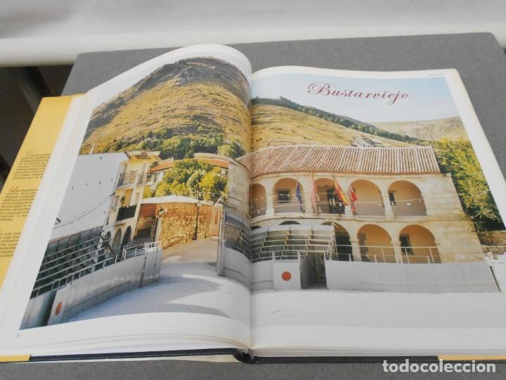 Libros de segunda mano: PLAZAS CON HISTORIA - Foto 7