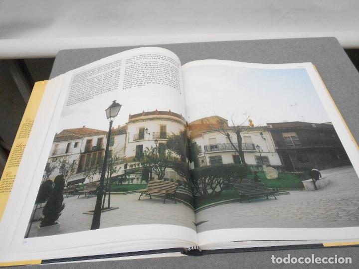 Libros de segunda mano: PLAZAS CON HISTORIA - Foto 12