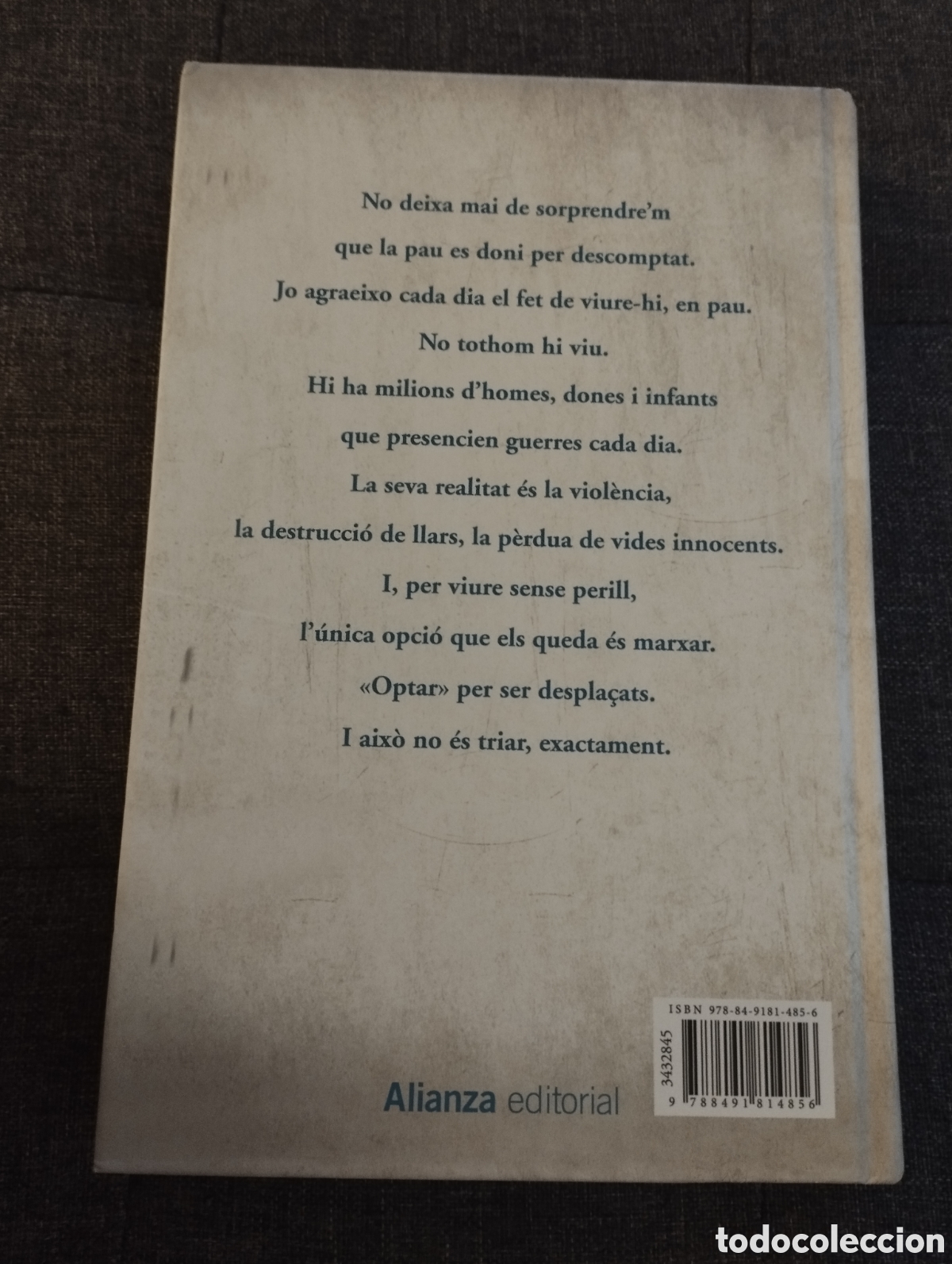 Libros de segunda mano: TOTES SOM DESPLA&Ccedil;ADES (MALALA YOUSAFZAI) - Foto 5