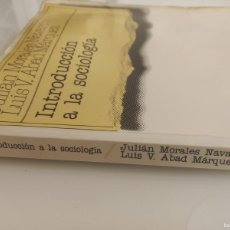 Libros de segunda mano: INTRODUCCIÓN A LA SOCIOLOGÍA. (ED. TECNOS, ANAYA 2002)