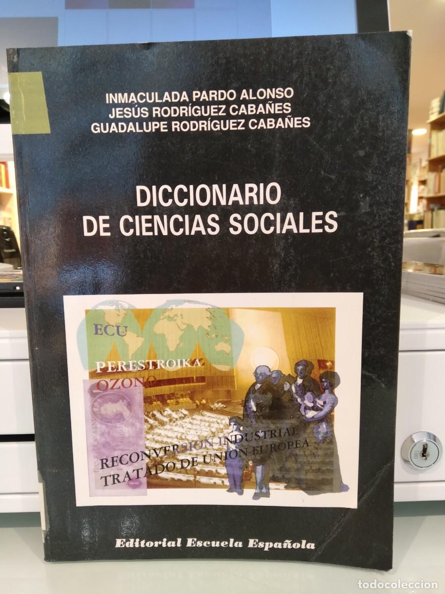 Libros de segunda mano: Diccionario de las Ciencias sociales - Foto 1