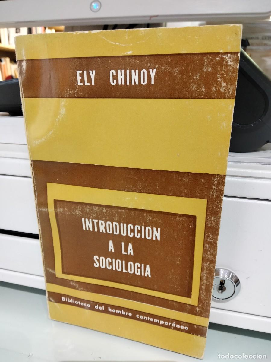 Libros de segunda mano: Introducci&oacute;n a la sociolog&iacute;a - Ely Chinoy - Foto 1