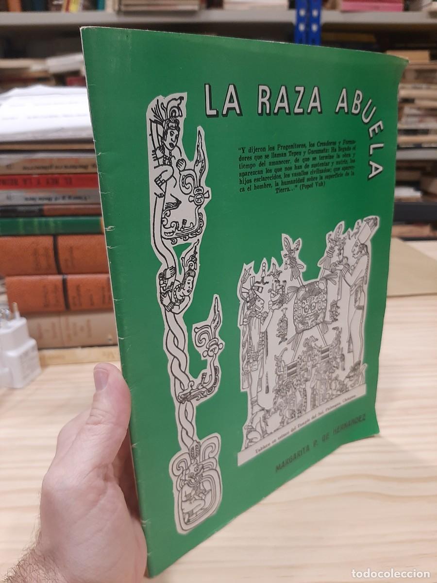 Libros de segunda mano: Margarita P. de Hern&aacute;ndez. La raza abuela - Foto 1