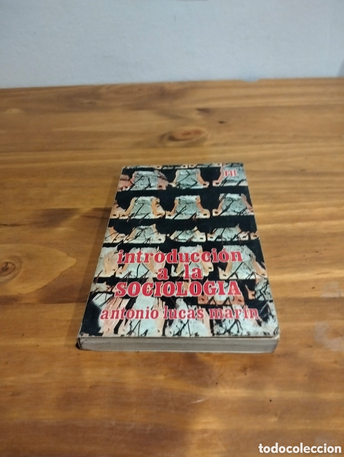Libros de segunda mano: Introducci&oacute;n a la sociolog&iacute;a - Foto 1
