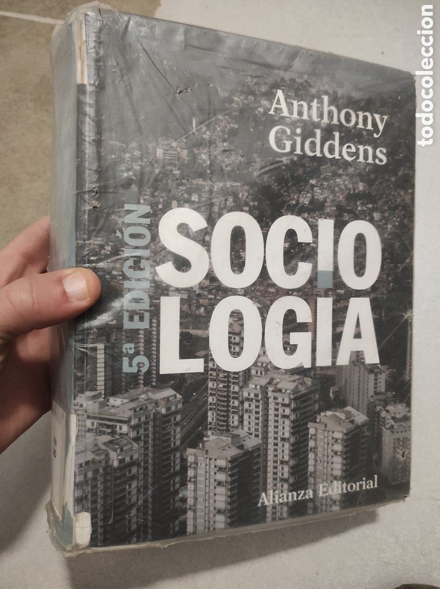 Libros de segunda mano: ANTHONY GIDDENS - SOCIOLOG&Iacute;A - ALIANZA - Foto 1